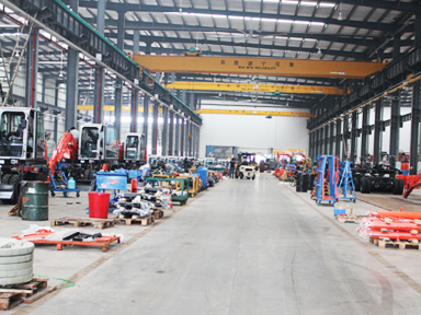 挖掘機裝配線(xiàn)